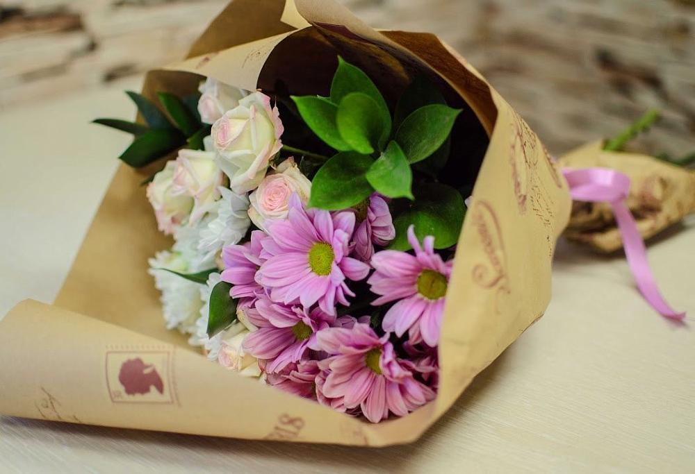 Букет цветов из: Розы и Хризантемы в Стодеревской