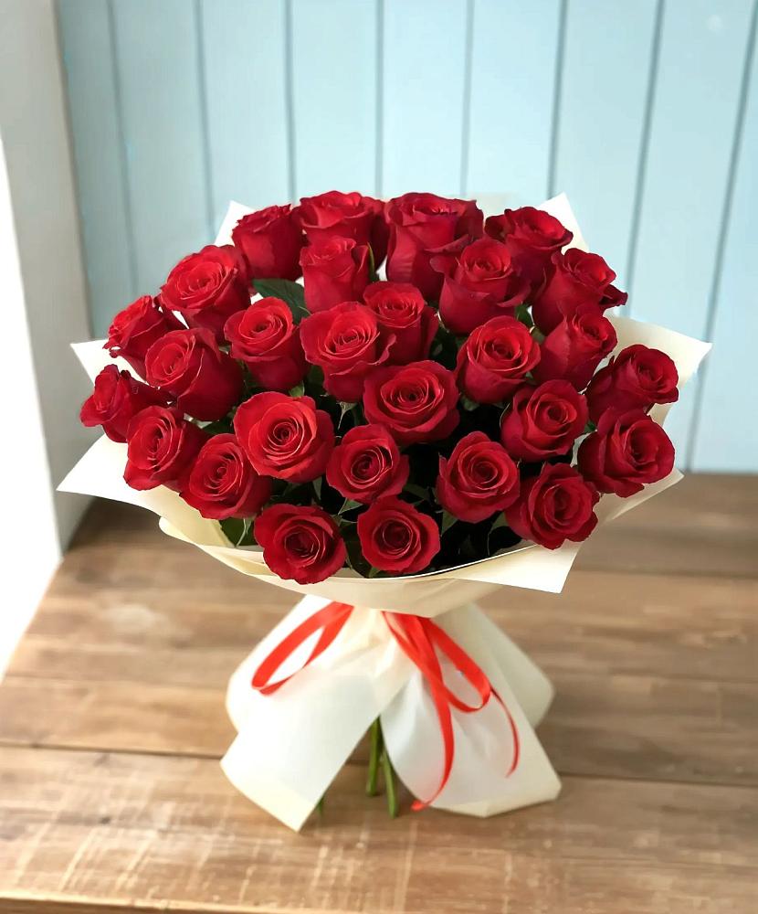 Букет 29 Красных роз в Стодеревской
