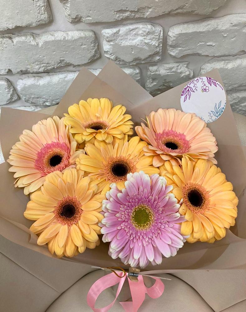 Букет цветов из: Герберы в Стодеревской