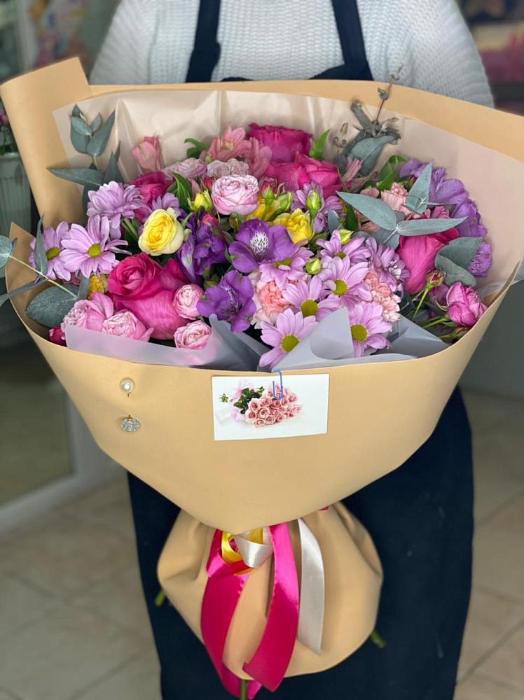 Букет цветов из: Хризантемы, Гвоздики и Альстромерии в Стодеревской