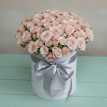 Цветочная композиция из Розы в шляпной коробке в Стодеревской