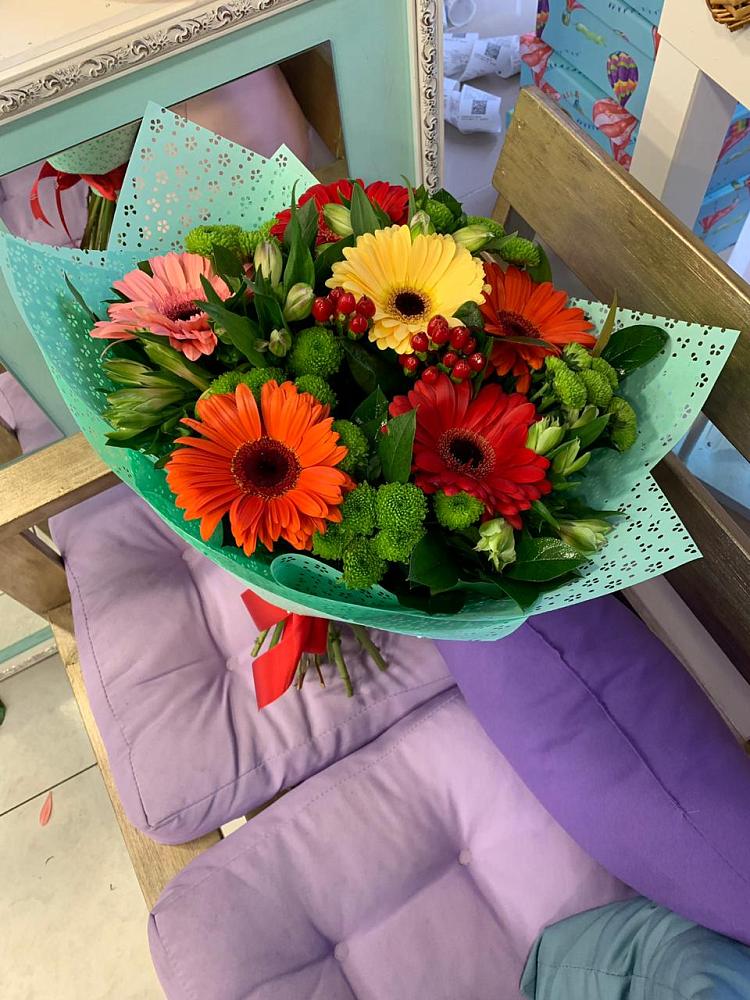 Букет цветов из: Герберы, Хризантемы и Альстромерии в Стодеревской