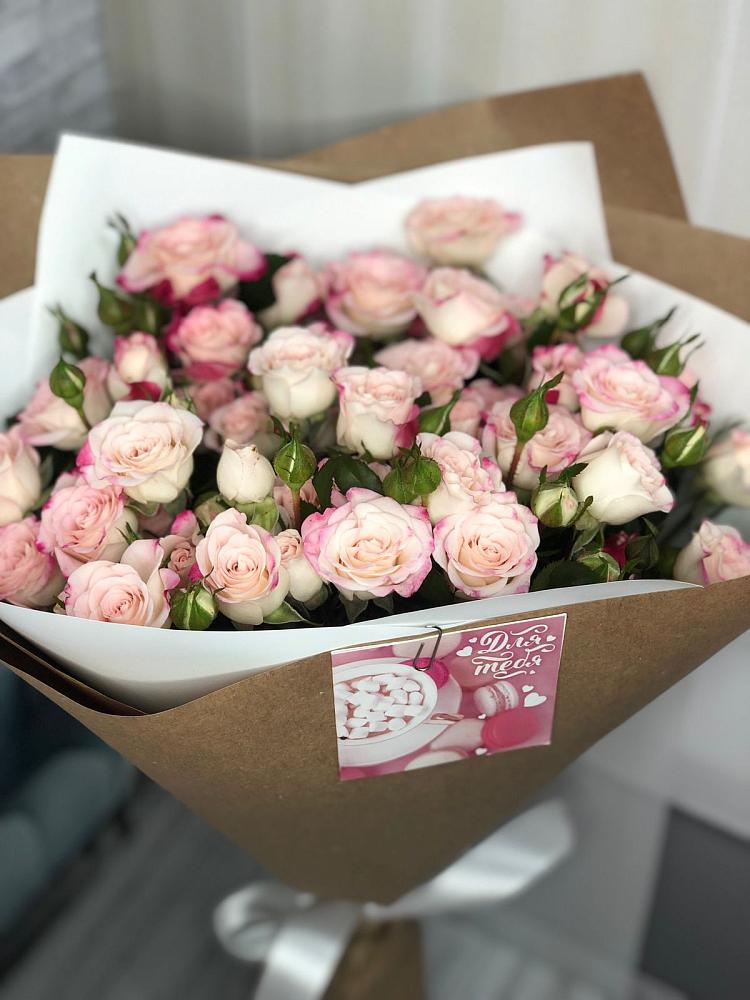 Букет цветов из: Розы в Стодеревской