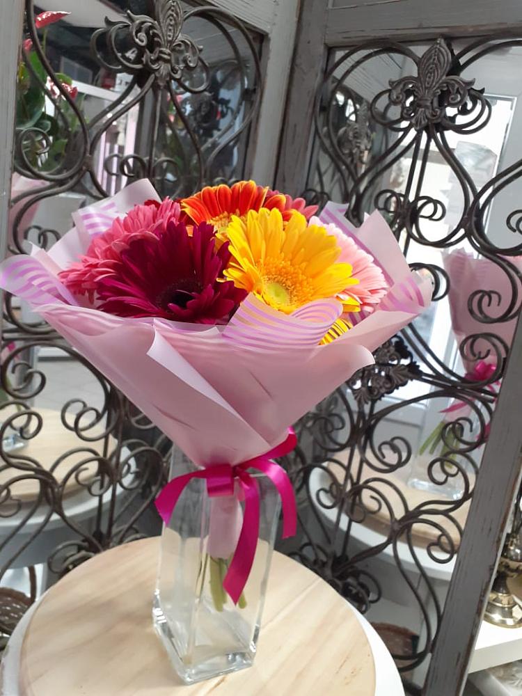 Букет цветов из: Герберы в Стодеревской