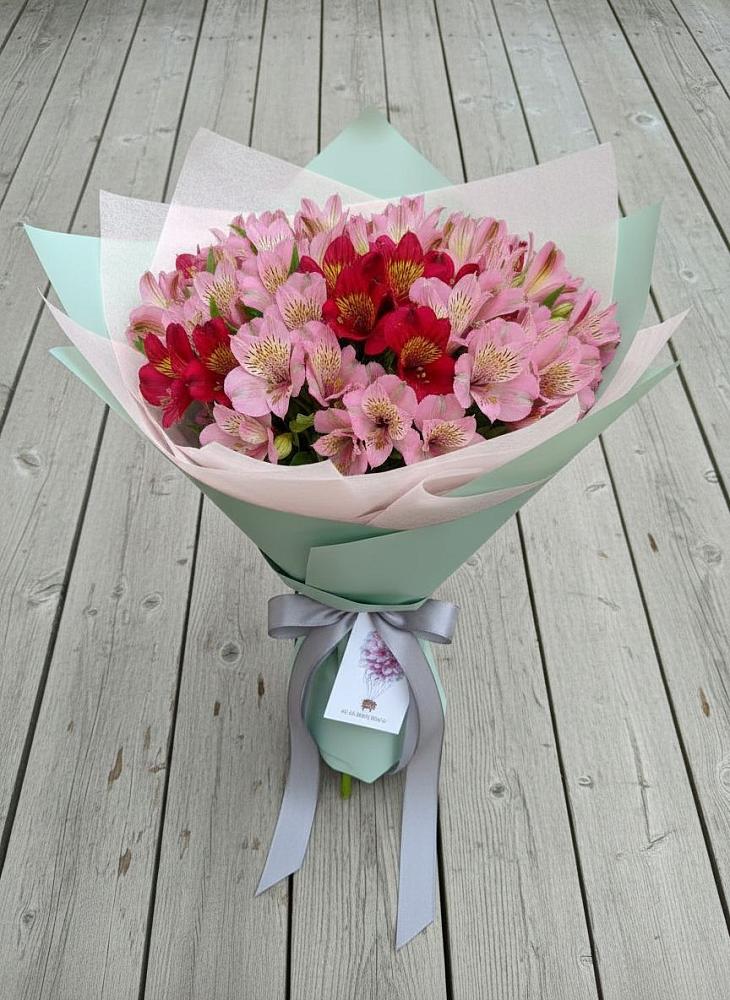 Букет цветов из: Альстромерии в Стодеревской