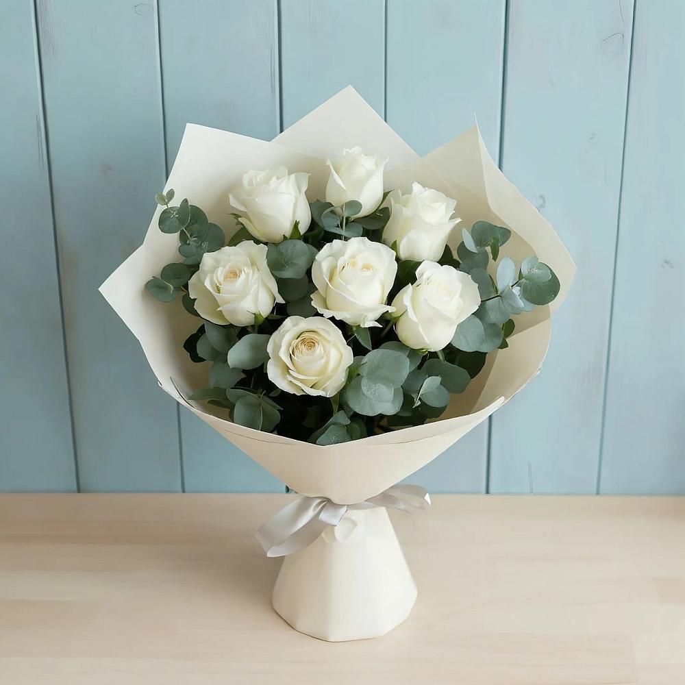 Букет Белые розы в Эвкалипте в Стодеревской