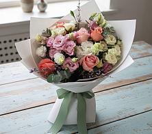 Букет цветов из:  Розы, Лизиантусы и Гвоздики #REPLACE_PRED# Стодеревской