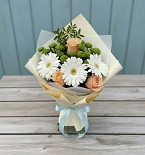 Букет цветов из:  Герберы, Розы и Хризантемы в Стодеревской