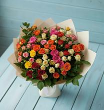 Букет Микс из разноцветных кустовых роз в Стодеревской