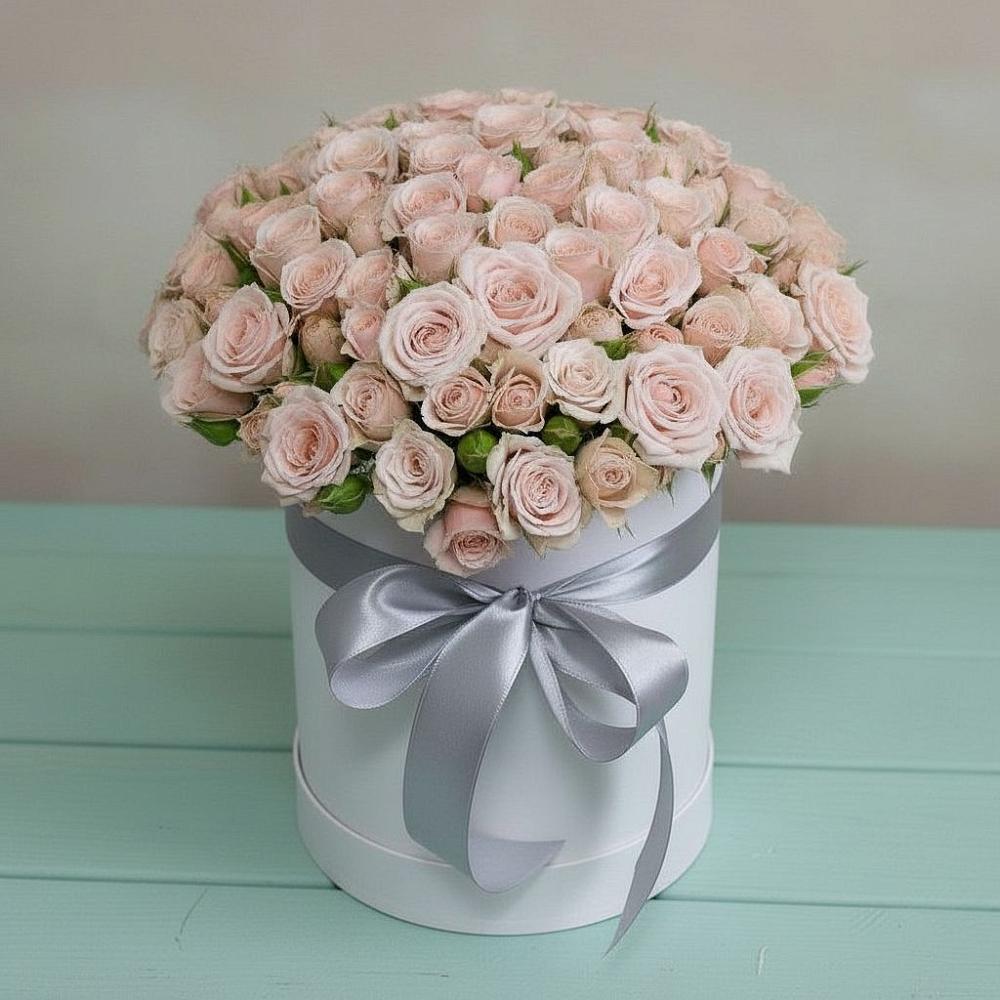 Цветочная композиция из Розы в шляпной коробке в Стодеревской