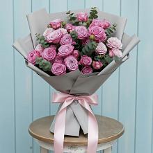 Букет цветов из:  Розы #REPLACE_PRED# Стодеревской